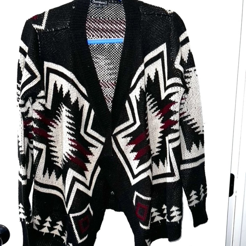 Chocolate Black, White & Burgundy Geometric Open-Front Cardigan